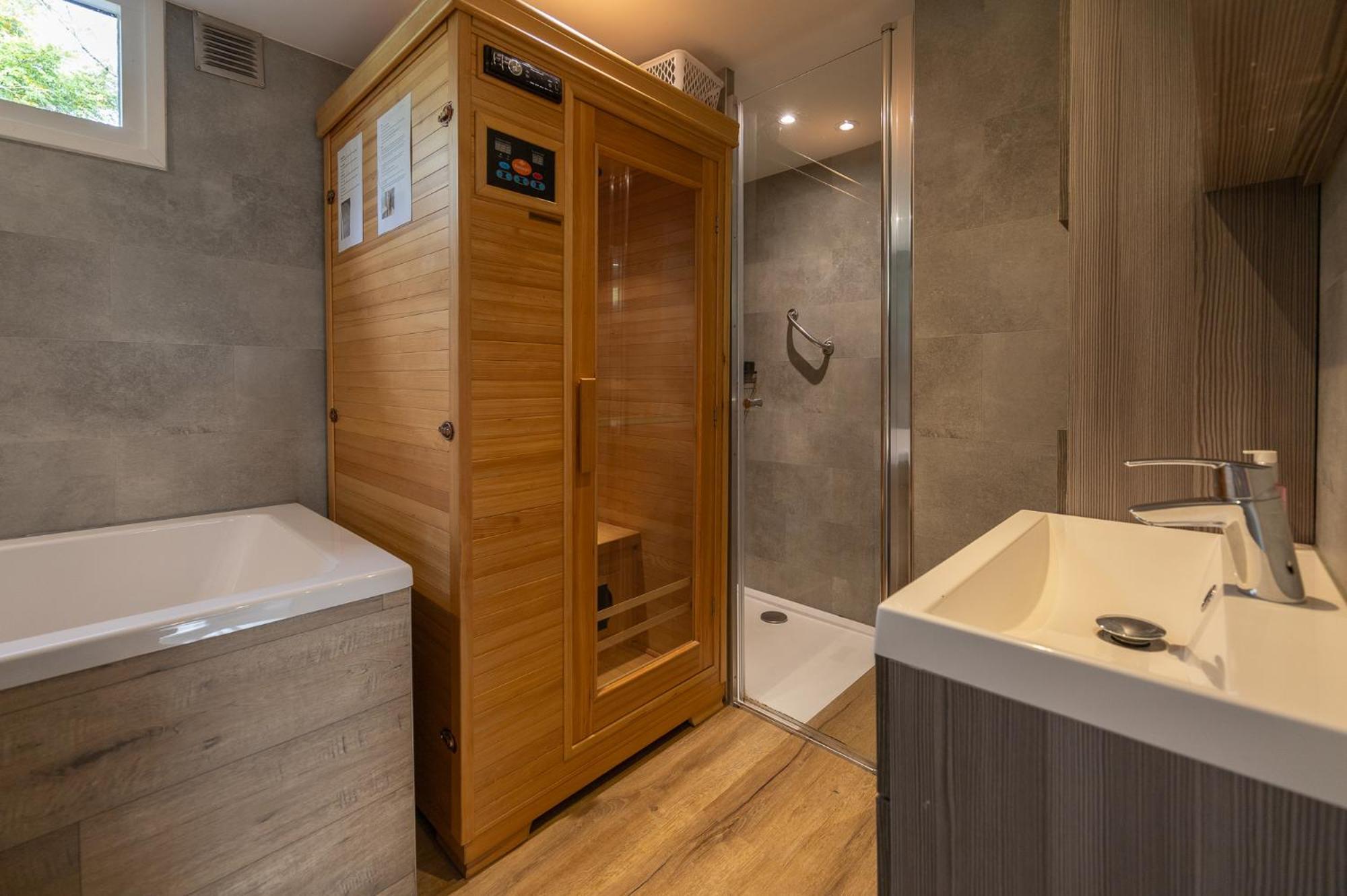 Vakantiehuis Veluws Genieten Met Whirlpool En Sauna Doornspijk Ngoại thất bức ảnh